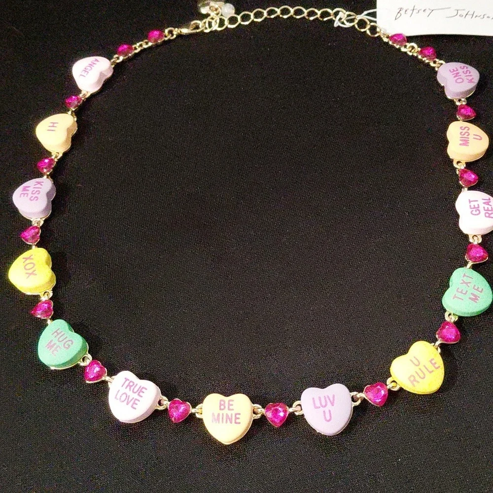 BETSEY JOHNSON SWEETHEART NECKLACE - Picture 1 of 7